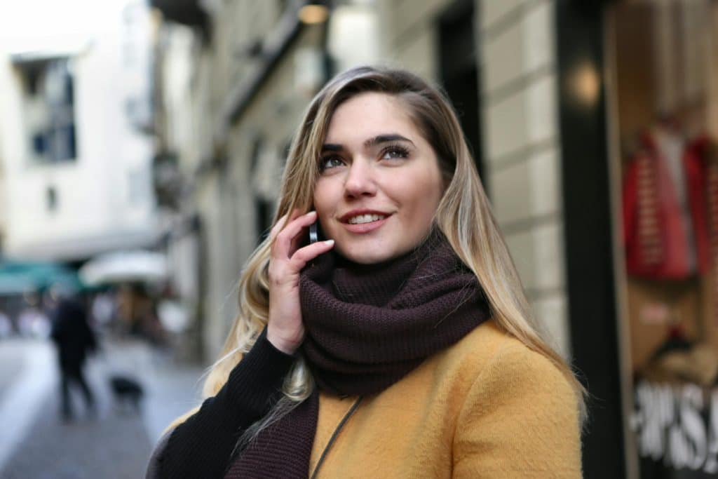woman talking on the phone in the city